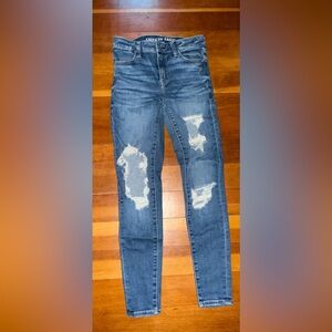 American Eagle Outfitters Women's Distressed Blue Skinny Jeans